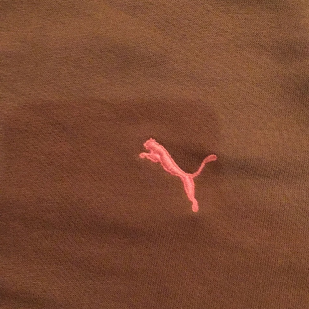 Woman’s small puma jacket/top - Picture 2 of 4